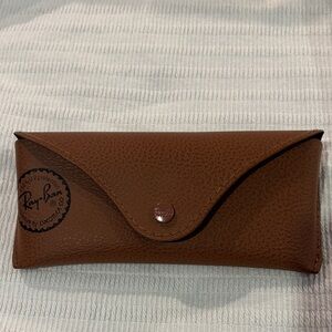 Ray-Ban Classic Leather Eyewear Case